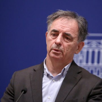 Pupovac “spaljen” kao krnjo na maškarama: On tvrdi da je to poticanje na nasilje