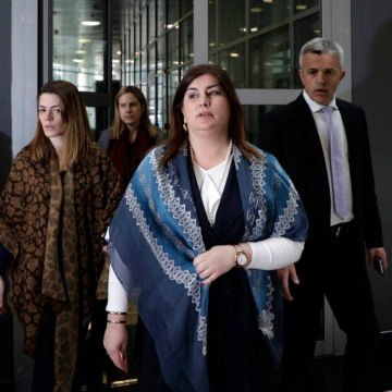 Afera Mercedes u ministričinu dvorištu: Gabrijela Žalac je zapravo pripadnica zlatne mladeži HDZ-a