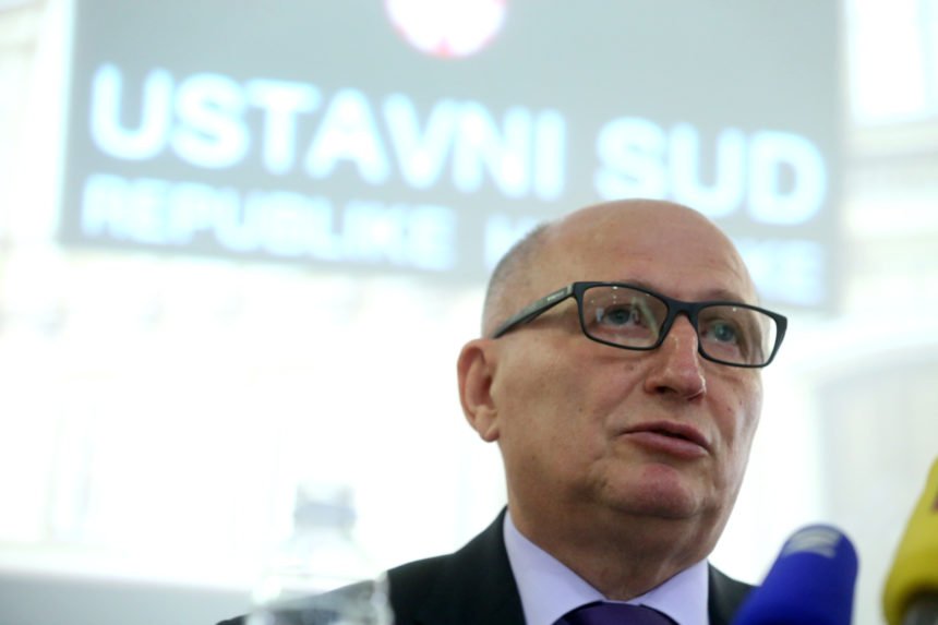 Predsjednik Ustavnog suda Miroslav Šeparović: “Za dom spremni” je ustaški pozdrav