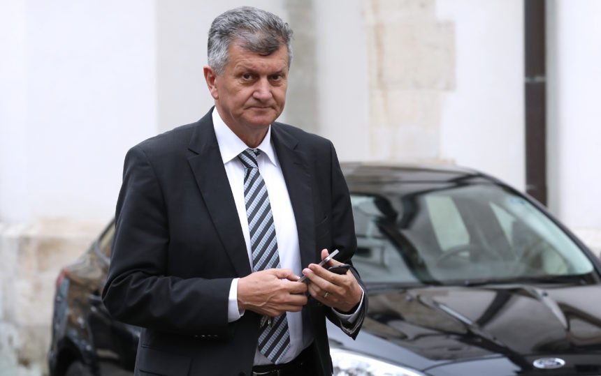 Plenkovićeva vladajuća koalicija ipak odlučila spasiti ministra Kujundžića?