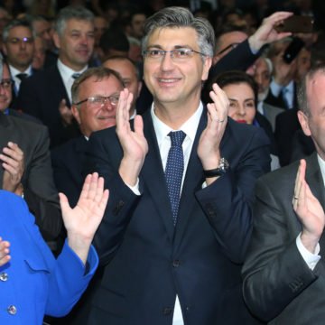 Kako će ovu vijest komentirati Plenković: “Prestara” Angela Merkel neće se cijepiti AstraZenecom