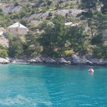 Otkrili smo tajnu kamene kuće tik uz more koja se povezuje s ministrom Lovrom Kuščevićem