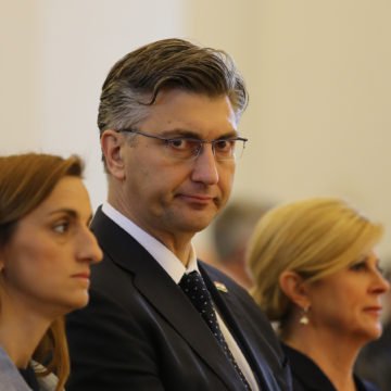 Teške optužbe Freda Matića: Šeks i HDZ ucjenjuju predsjednicu Kolindu