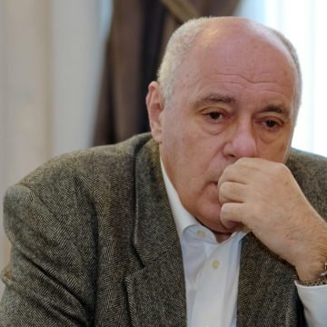 Puhovski uvjeren: Tajna služba je najveća žrtva sukoba Plenkovića i Milanovića