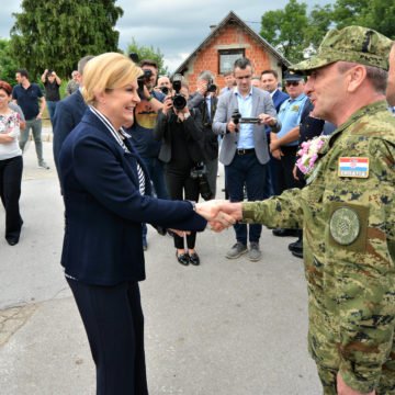 Kolinda kritizirala Angelu Merkel: Bila je strateška pogreška što se 2015. godine pozvalo ljude u Njemačku