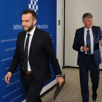 “Pobuna” medicinskih sestara protiv ministra Kujundžića: Najavile štrajk i pozvale građane i bolesnike da ga podrže