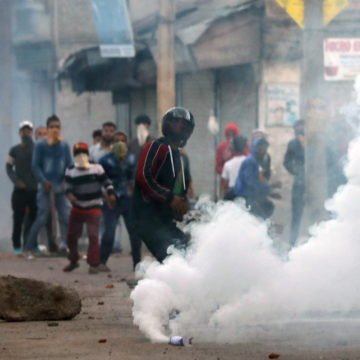 Indija pokrenula vojne udare na Pakistan: Čuju se eksplozije, zračni udari i topnička paljba…