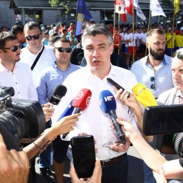 Zoran Milanović burno reagirao zbog datuma predsjedničkih izbora: Lopovluk i sramota