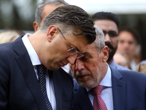 Štromar popustio: Bandić dobio zeleno svjetlo za svoj vrlo dvojbeni projekt Manhattan na Savi Štromar popustio: Bandić dobio zeleno svjetlo za svoj vrlo dvojbeni projekt Manhattan na Savi