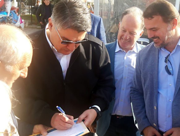 Milanović se okomio na pozdrav “Za dom spremni”: U normalnoj Hrvatskoj predsjednik neće imati ljubavne seanse s kriminalcima Milanović se okomio na pozdrav “Za dom spremni”: U normalnoj Hrvatskoj predsjednik neće imati ljubavne seanse s kriminalcima