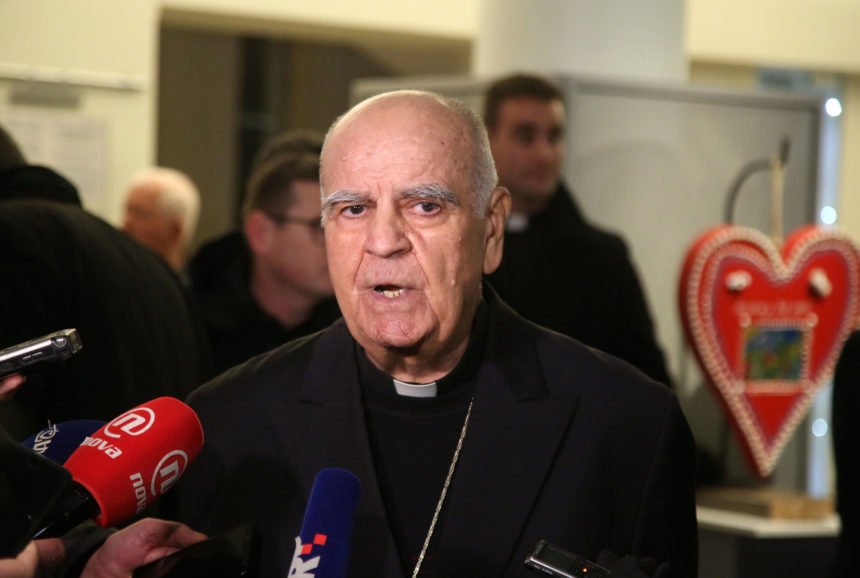 Biskup Perić upozorio na opasnost od današnjih migracija: Imaju političku pozadinu i žele promijeniti strukturu države