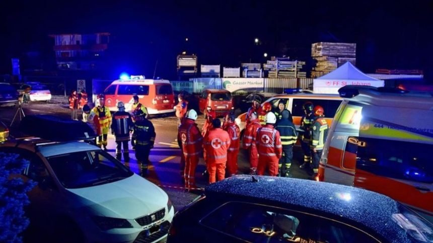 Nesreću skrivio pijani Tirolac u sportskom autu: Usmrtio čak šestero turista, a ozlijedio jedanaest