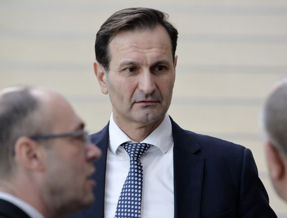 Miro Kovač o proslavi na Pelješkom mostu: Nisam primijetio da se radi o HDZ-ovoj zabavi Miro Kovač o proslavi na Pelješkom mostu: Nisam primijetio da se radi o HDZ-ovoj zabavi
