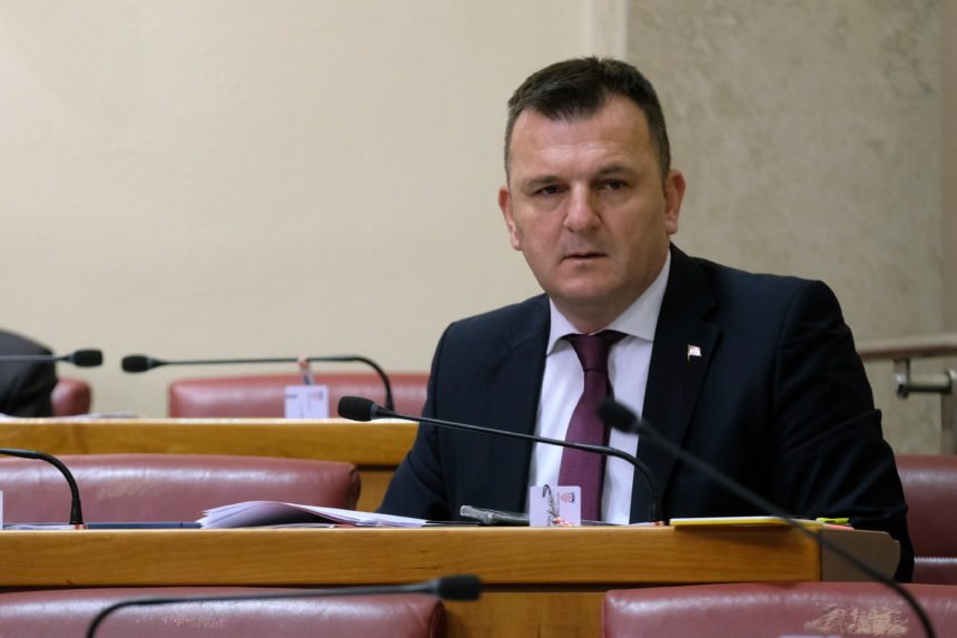 Iznenada progledao i postao “svjestan”: Škorić odustaje od utrke za potpredsjedničko mjesto