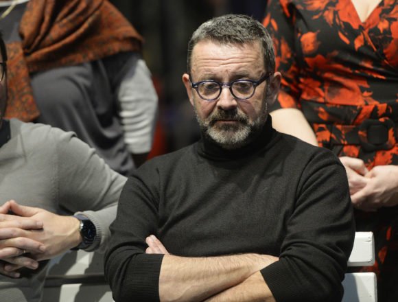 Krešo Dolenčić tvrdi da nije mason: Evo kako je objasnio zašto je Thompson ostao bez struje na dočeku Vatrenih Krešo Dolenčić tvrdi da nije mason: Evo kako je objasnio zašto je Thompson ostao bez struje na dočeku Vatrenih