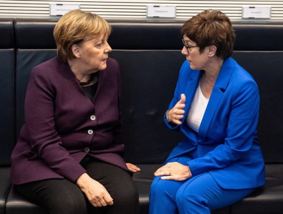 Nasljednica Angele Merkel nije izdržala pritisak: Najavila je odlazak, a “krivci” su nacionalisti iz AfD-a Nasljednica Angele Merkel nije izdržala pritisak: Najavila je odlazak, a “krivci” su nacionalisti iz AfD-a