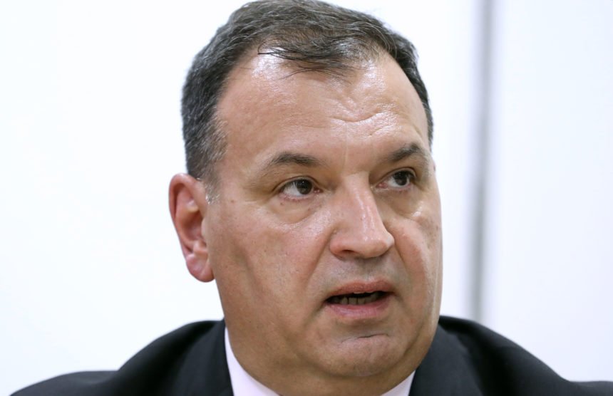 Pretjerivanje: Ministar Beroš sada je otkrio javnosti da i djevojka “zaraženog” ima simptome