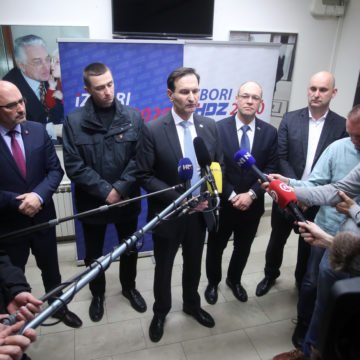 Kovačeva Opcija za promjene pokazala snagu u Splitu: Penava optužio Plenkovića da “ideološki  luta”