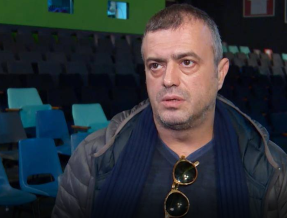 Što se događa Sergeju Trifunoviću: Pozlilo mu na sceni, nedavno je skrivio prometnu nesreću Što se događa Sergeju Trifunoviću: Pozlilo mu na sceni, nedavno je skrivio prometnu nesreću