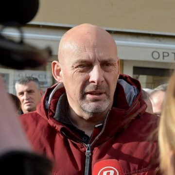 Zašto je policija pretresla kuću zadarskog političara: Evo što je napisao o HDZ-ovom županu Longinu