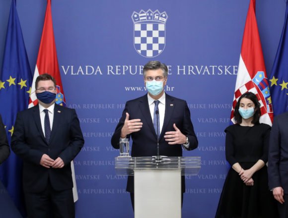 Ugledna teologinja: Mediji su potaknuli širenje virusa straha, a oboljeli od korone su se pretvorili u brojeve Ugledna teologinja: Mediji su potaknuli širenje virusa straha, a oboljeli od korone su se pretvorili u brojeve