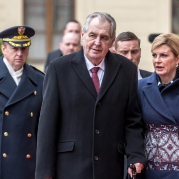 Češki predsjednik Miloš Zeman:  Transrodne osobe su mi odvratne
