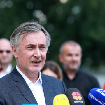 Škoro optužio Plenkovića da vodi prljavu kampanju: Sprema se velika koalicija okupljena oko srednjeg prsta