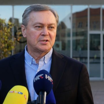 SRAMOTA: Direktor Hrvatske udruge banaka Zdenko Adrović nije govorio istinu o kamatamana na minuse