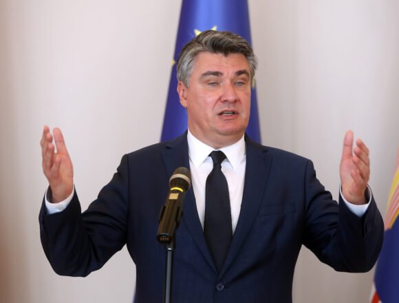 Milanović odlično opisao Komšića: On parazitira na hrvatskom biračkom tijelu Milanović odlično opisao Komšića: On parazitira na hrvatskom biračkom tijelu