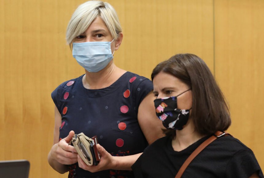 Katarina Peović jučer branila komunističku petokraku, a danas napada Franju Tuđmana