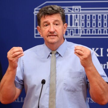 Željko Sačić priznao da se upisao u Komunističku partiju sa 17 godina: A je li se izjašnjavao kao Jugoslaven?