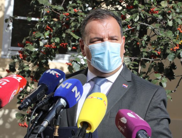 Ovo je već zabrinjavajuće: Tijekom vikenda nije bilo jednog lijeka za koronu Ovo je već zabrinjavajuće: Tijekom vikenda nije bilo jednog lijeka za koronu