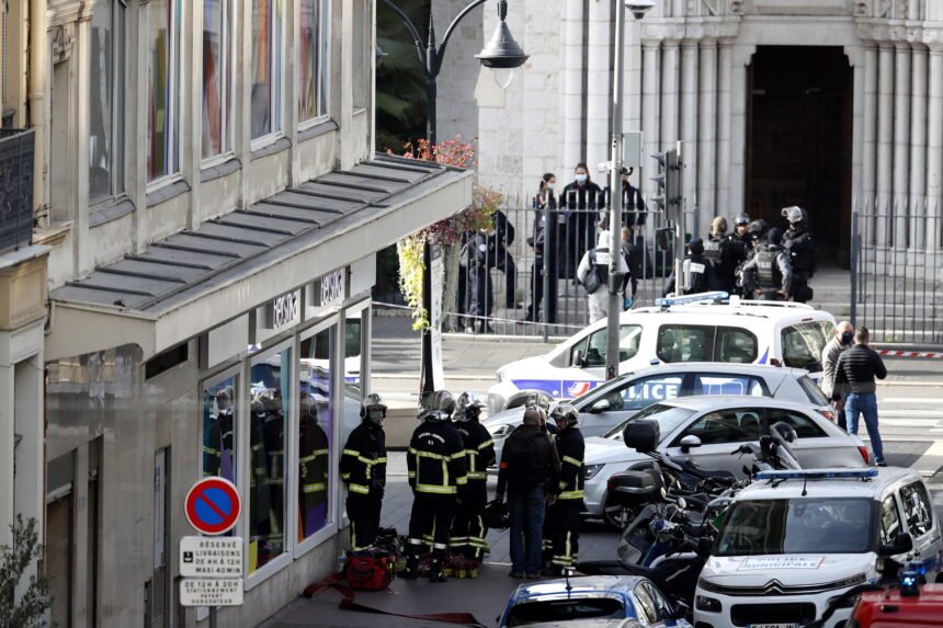 Novi teroristički napad u Francuskoj: Troje ljudi ubijeno u crkvi