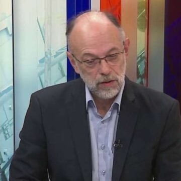 Liječnik poručio ministru Berošu: I ja bih se družio sa starleticama s čašom martinija u ruci, ali nemam kad