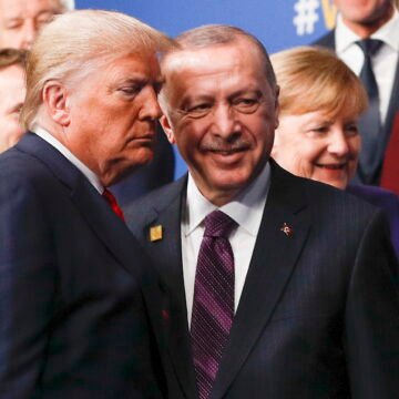 Trump je pomogao “sultanu Erdoganu” da se osili: Evo kako mu je gledao kroz prste