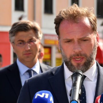 Banožić se požalio da mu Milanović prijeti: Njegovi brifinzi su na razini čajanke, nemaju ni glavu ni rep