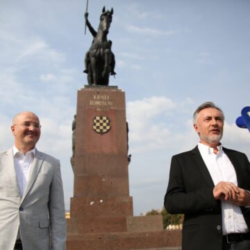 VIDEO: Politički tajnik Domovinskog pokreta Mario Radić kritizirao Petrova i Grmoju: Troskot je božićni poklon Bandiću i HDZ-u