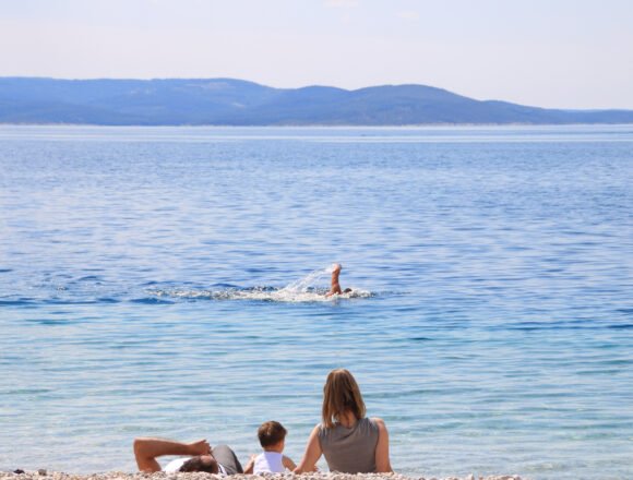 Još je lipanj, a već ćemo se pržiti i na iznad 35 °C. Poznato je i gdje će biti najgore Još je lipanj, a već ćemo se pržiti i na iznad 35 °C. Poznato je i gdje će biti najgore
