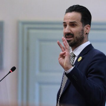 Miletić pozvao na mir: I cijepljeni i necijepljeni su djeca Božja. Nemojmo dopustiti da nas Beroš, Capak i Markotićka namjerno svađaju