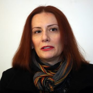 I poznata ljevičarka “sasjekla” vulgarnu kolumnu Borisa Dežulovića: Nema tu nikakve dubine ni pogađanja biti, to je  žutilo