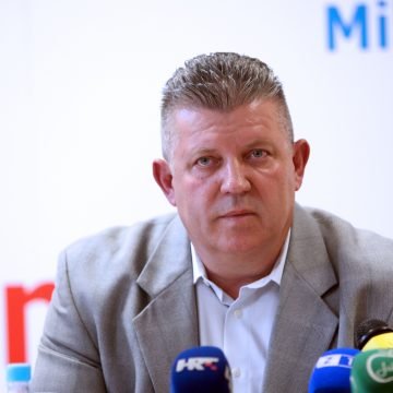 Prijatelj Zdravka Mamića i bivši šef  zagrebačke policije ulazi u Skupštinu: Hasanbegović odustao