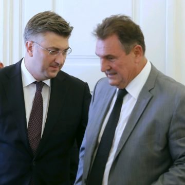 HDZ-ovci zbijaju šale s Radimirom Čačićem: Njegov je utjecaj bitan kao i lanjski snijeg