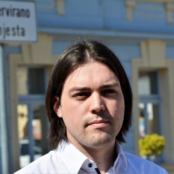 Sinčić likuje: Naš gradonačelnik je ukinuo obavezno nošenje maski u školama. Ovo je čin slobode i zdravog razuma