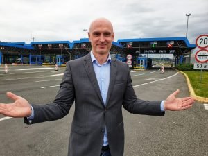 Miševića “razapeli” zbog statusa o Thompsonu i domoljublju: Od Jandrića i Vukšića do Zovaka i Šibera – svi su imali nešto za reći, fotografija