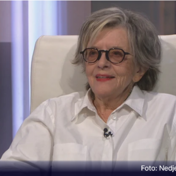 Poznata književnica opisala kako je završila na respiratoru: Kritizirala je “autokrata” Orbana i hvalila Angelu Merkel