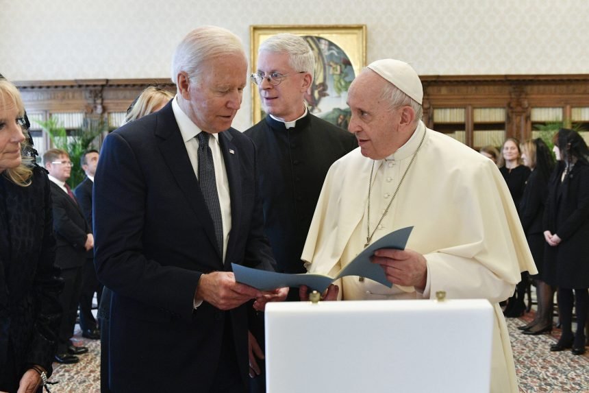 Američki biskupi izišli u susret Bidenu: Hoće li se sada moći pričešćivati?