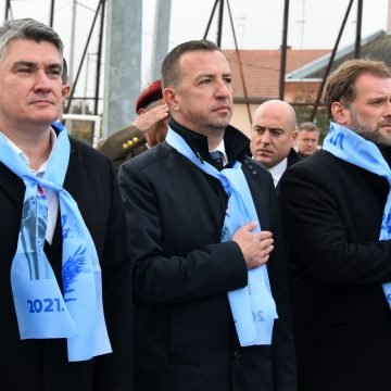 Vukovarski dragovoljci protiv Milanovića: Dok ste Vi mirno pekli zanat političara u Zagrebu, oni su svoje živote položili na oltar domovine