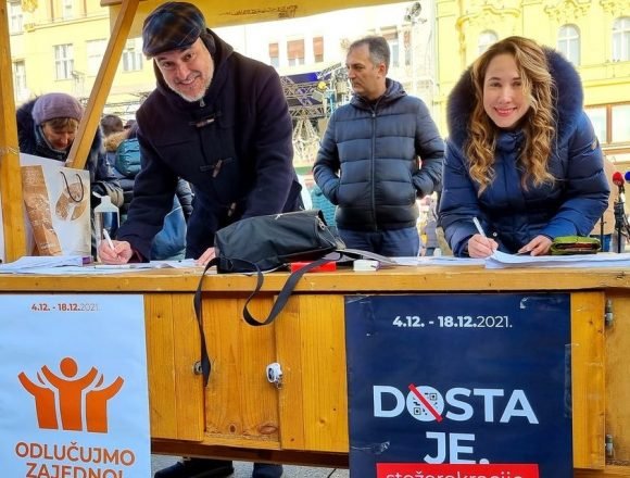 Počelo prikupljanje potpisa za referednum protiv Covid potvrda: Režimski mediji napadno izbjegavaju ovu temu Počelo prikupljanje potpisa za referednum protiv Covid potvrda: Režimski mediji napadno izbjegavaju ovu temu