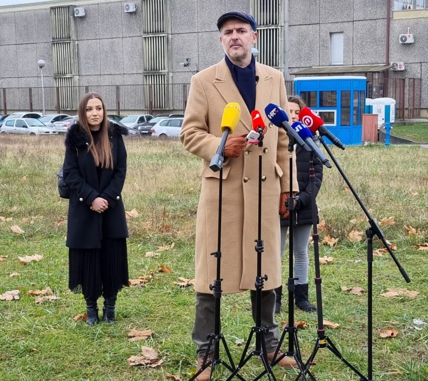 Raspudić ispred zatvora: HDZ prvi put u svojoj povijesti priznaje da je Plenković pogriješio