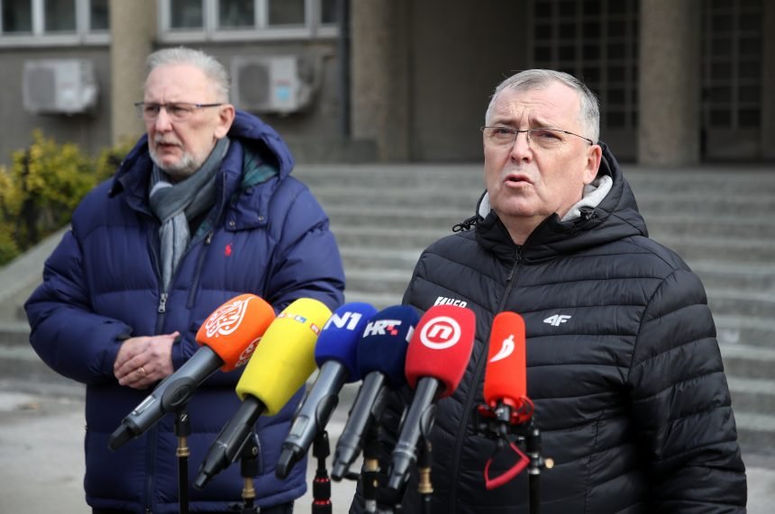 SRAMOTA: Capak i Božinović predstavili nove mjere. Zašto su preboljeli i dalje diskriminirani?